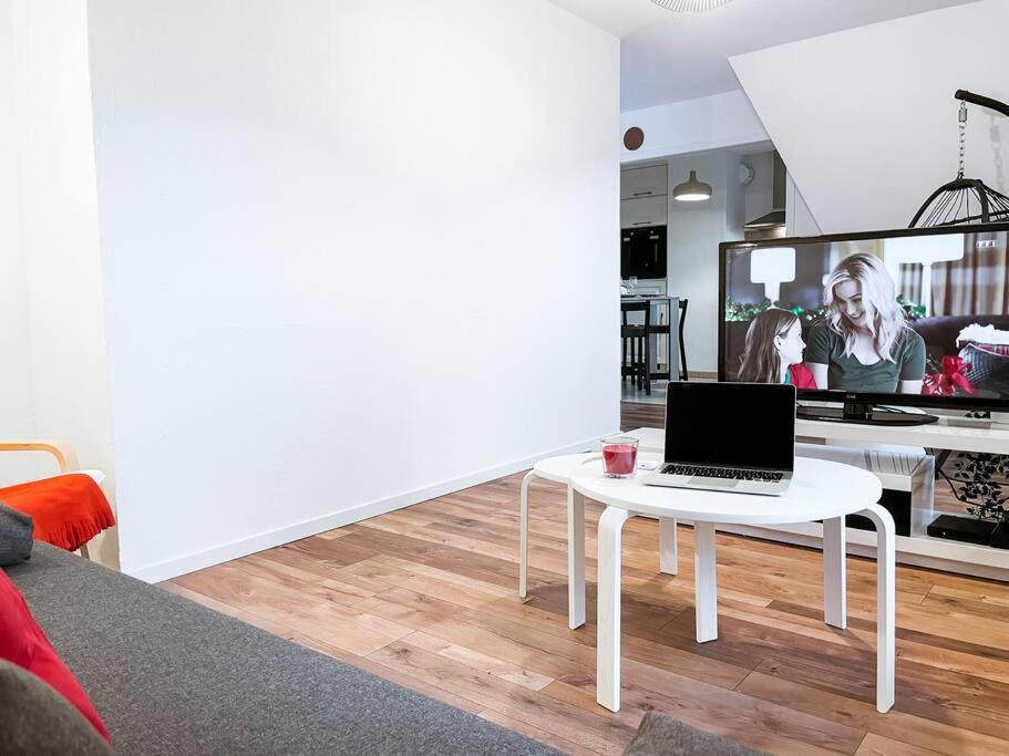 Apartament Lumineux Avec Vue Sur Les Vosges Colmar Zewnętrze zdjęcie